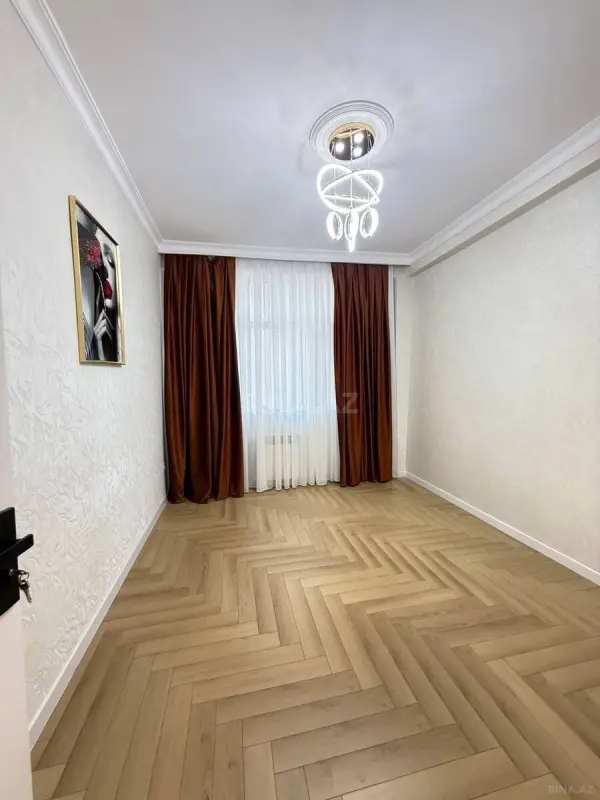 Satılır 2 otaqlı mənzil 52 m²