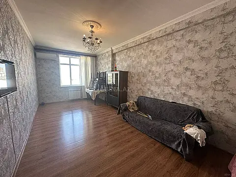 Kirayə verilir 2 otaqlı mənzil 80 m² — Bakı 2 otaq 80.00 m²