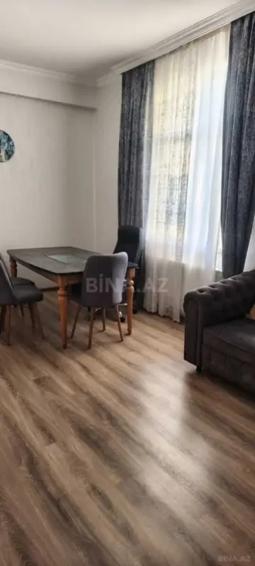 Satılır 3 otaqlı mənzil 84 m²