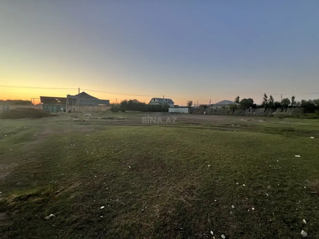 Satılır torpaq sahəsi 12 m²