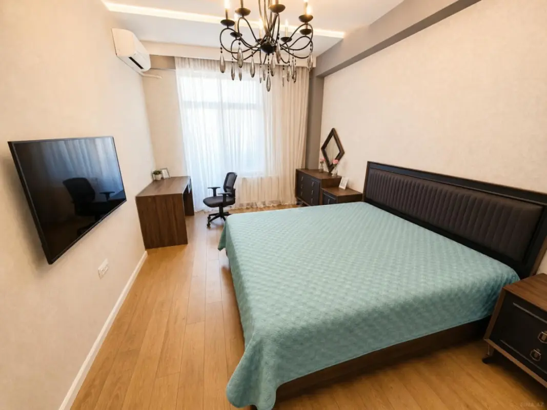 Satılır 3 otaqlı mənzil 109 m²