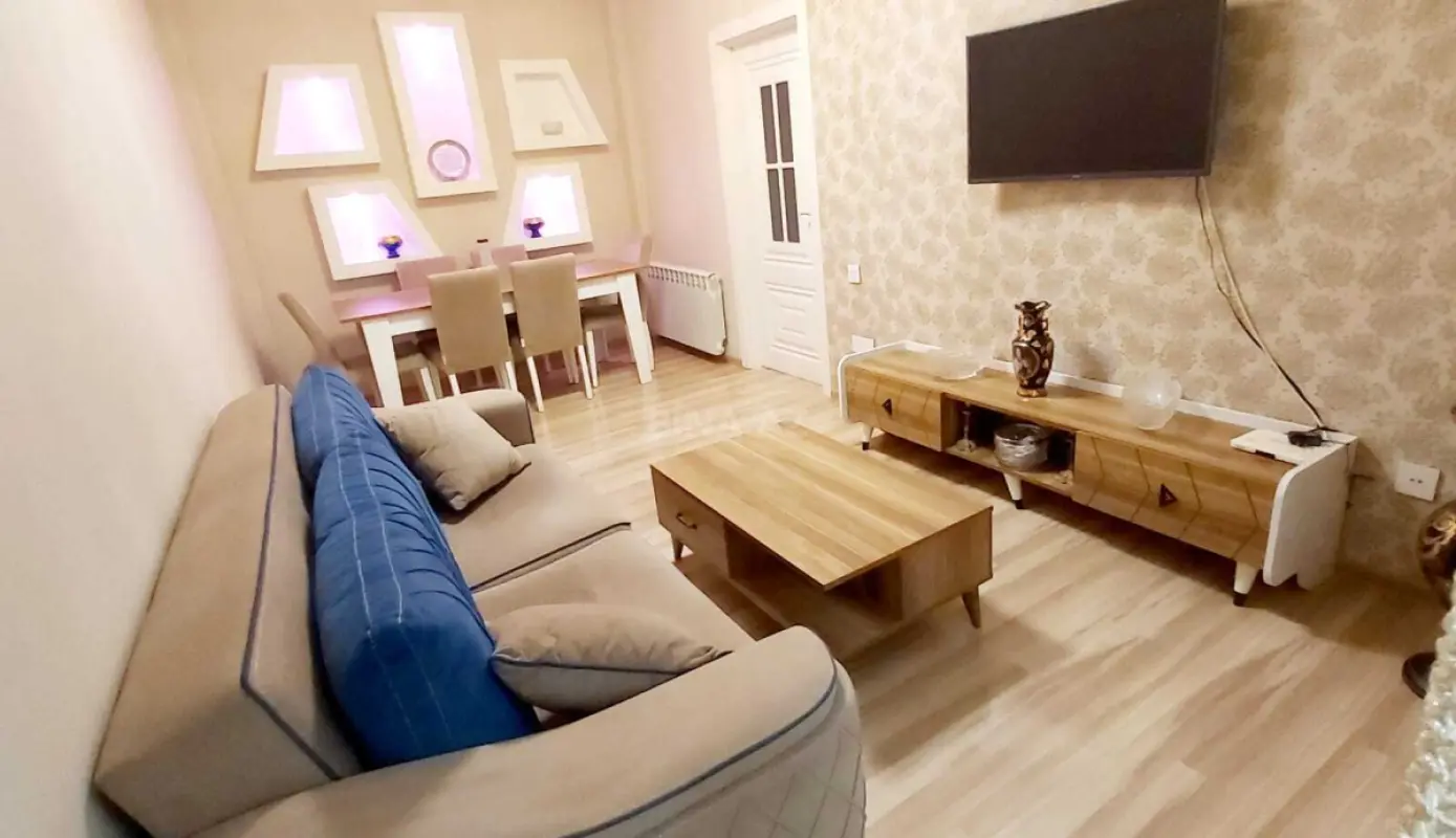 Kirayə verilir 3 otaqlı mənzil 77 m²