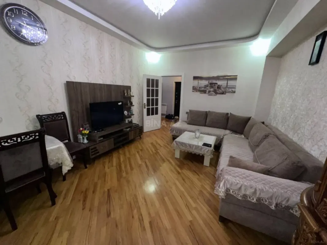 Satılır 3 otaqlı mənzil 105 m²