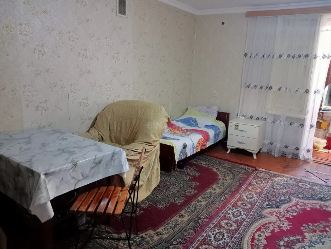 Kirayə verilir 2 otaqlı mənzil 85 m²