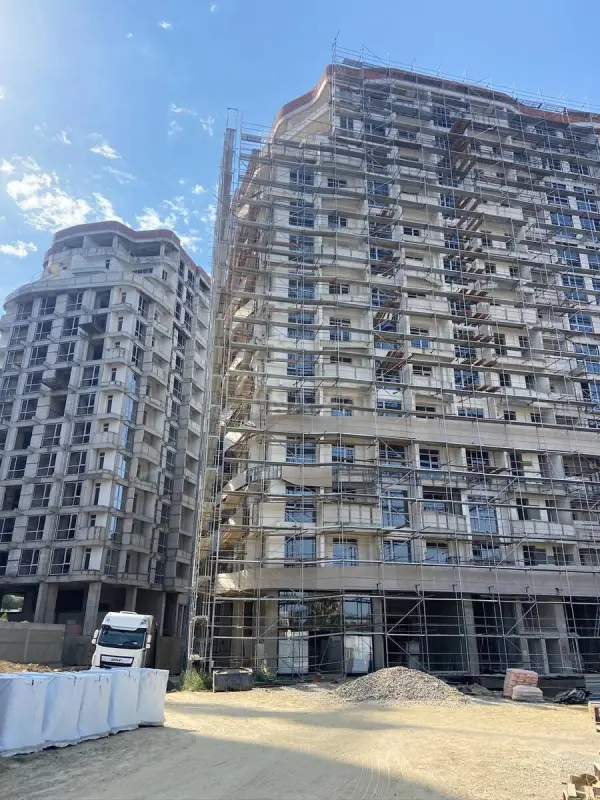 Satılır 3 otaqlı mənzil 96 m²