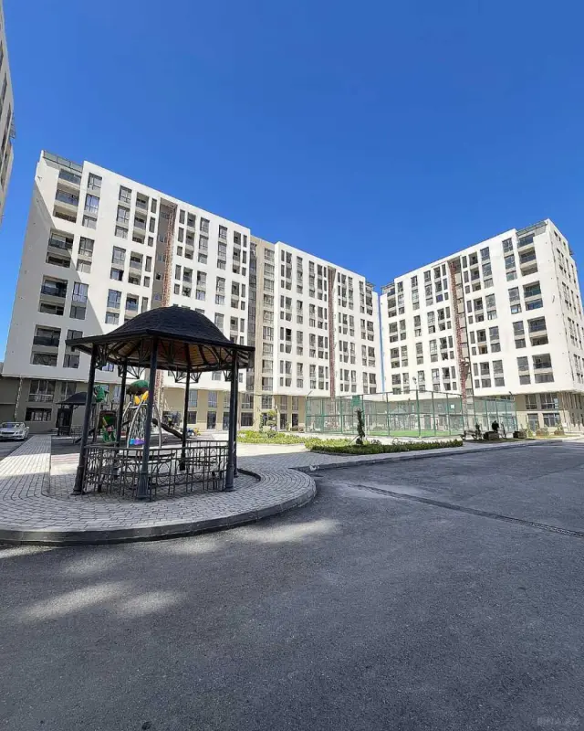 Satılır 2 otaqlı mənzil 53 m²