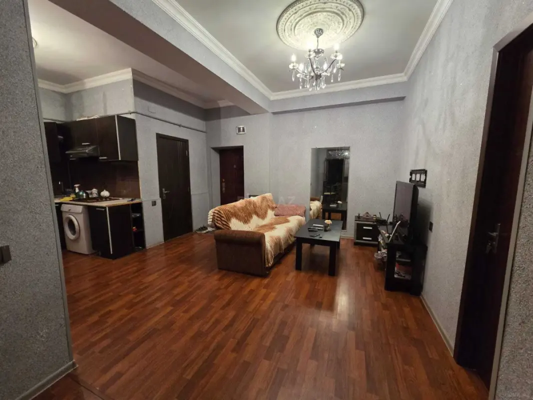Kirayə verilir 2 otaqlı mənzil 66 m²