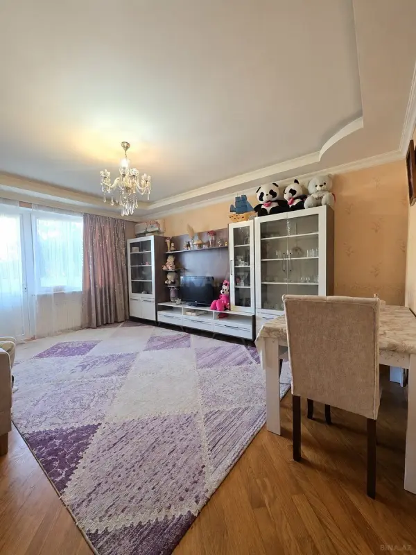 Satılır 3 otaqlı mənzil 95 m²