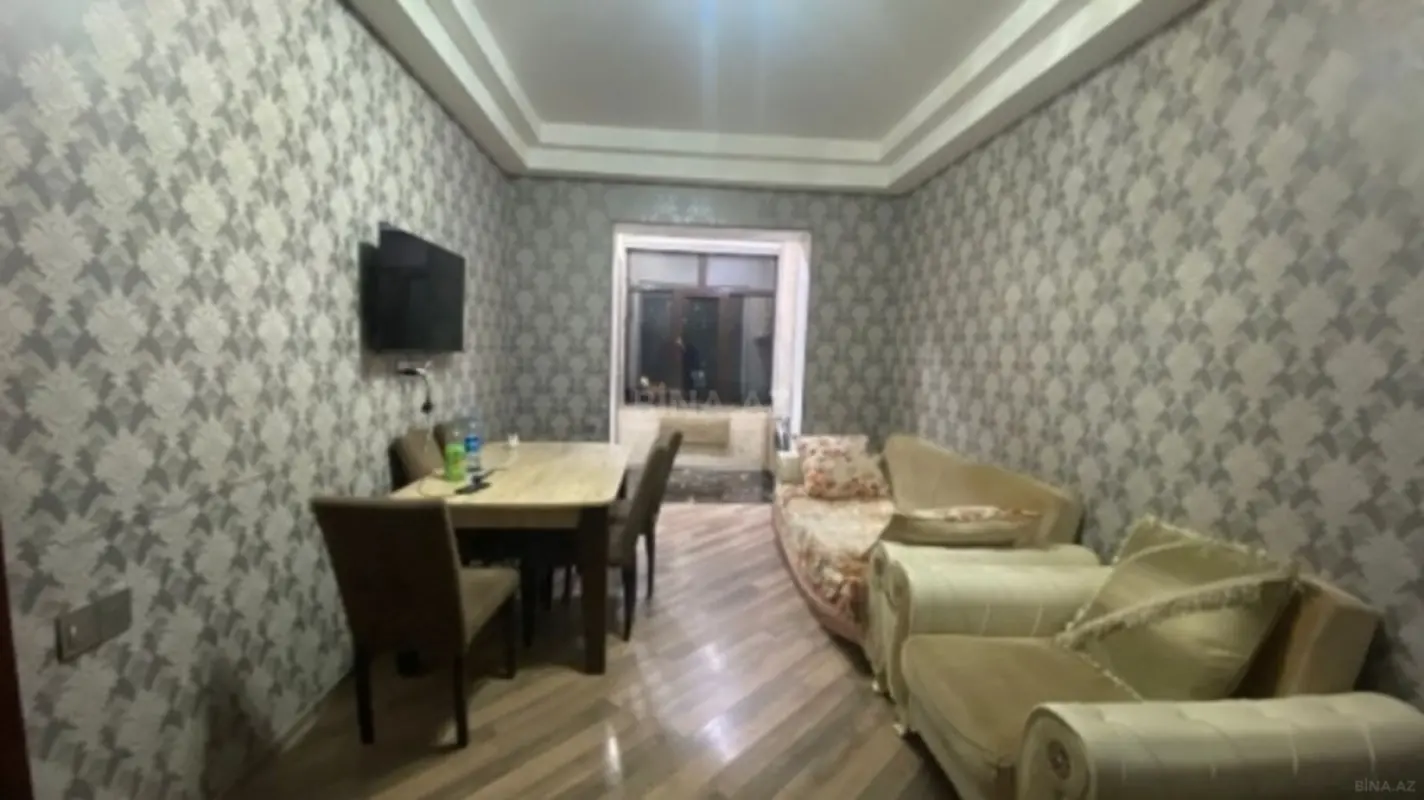 Kirayə verilir 2 otaqlı mənzil 55 m²
