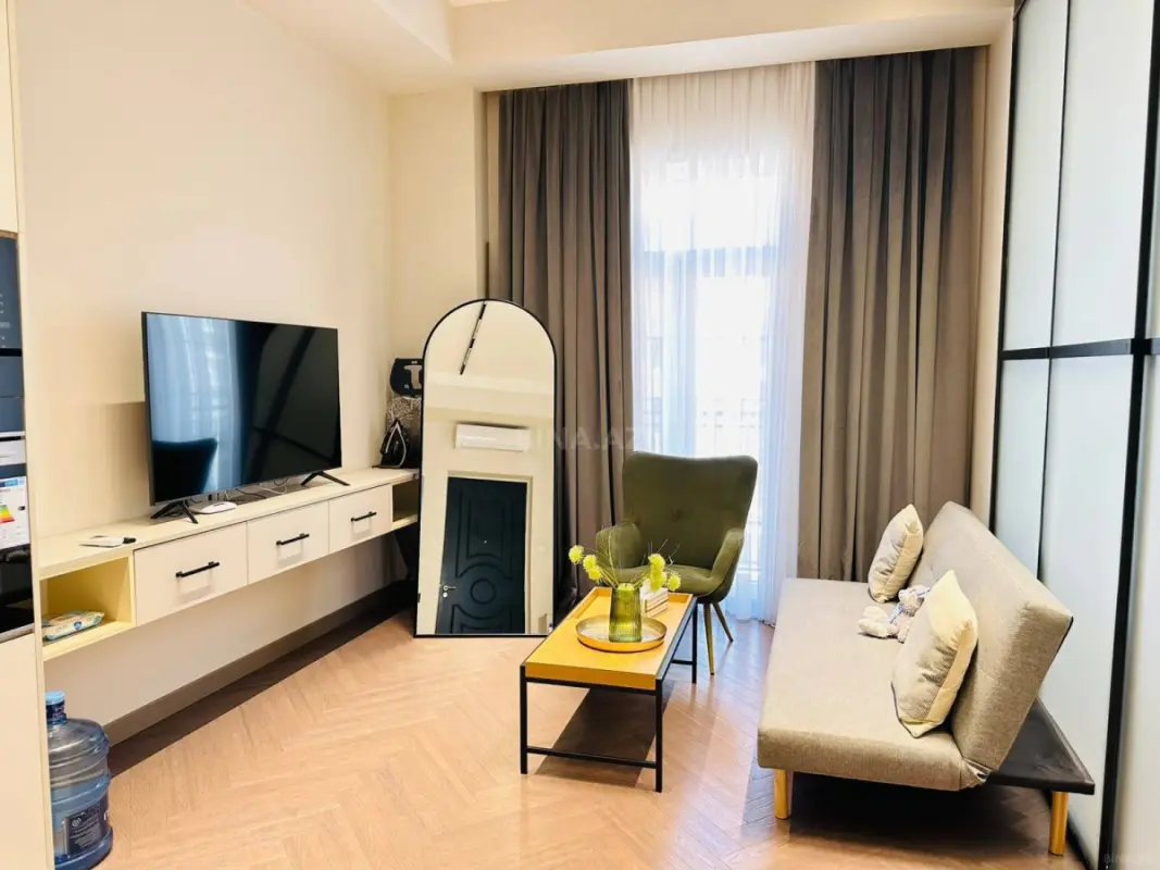 Kirayə verilir 2 otaqlı mənzil 50 m²