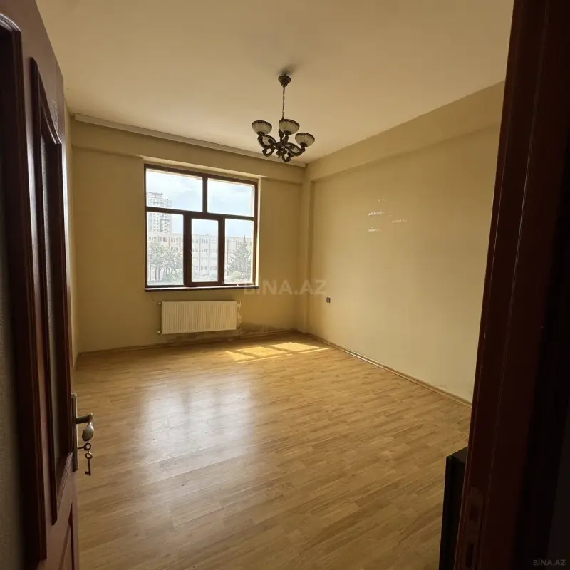 Kirayə verilir 1 otaqlı ofis 40 m²