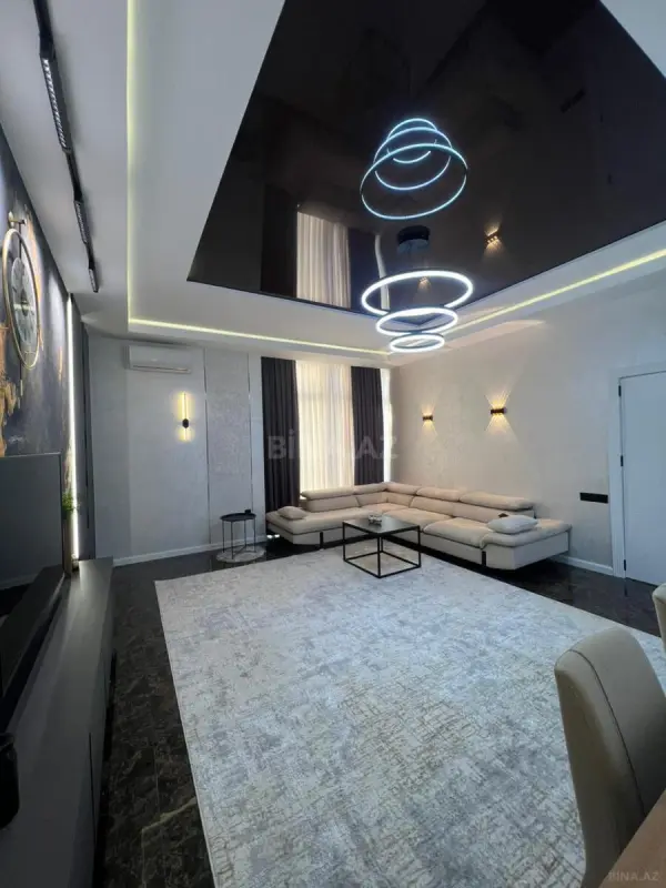 Kirayə verilir 3 otaqlı mənzil 165 m²