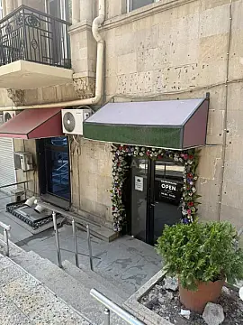 Kirayə verilir obyekt 76 m² — Bakı 76.00 m²