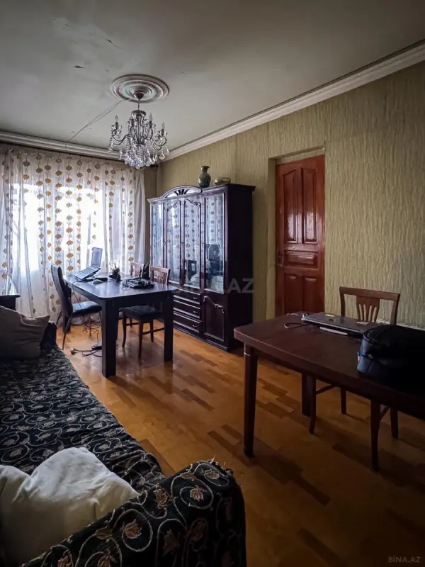 Satılır 4 otaqlı mənzil 85 m²