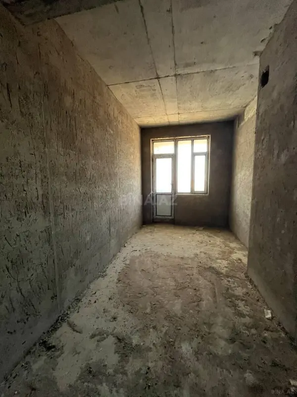 Satılır 2 otaqlı mənzil 79 m²