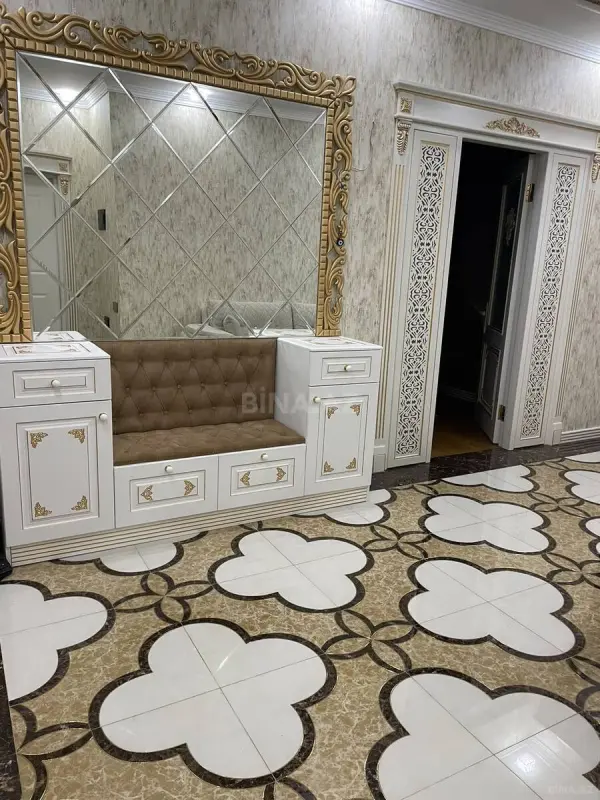 Kirayə verilir 2 otaqlı mənzil 100 m²