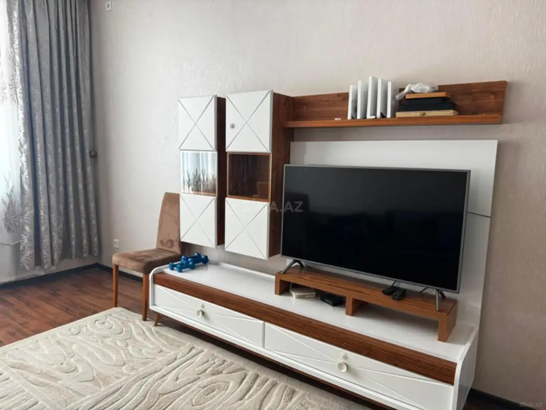 Kirayə verilir 3 otaqlı mənzil 90 m²