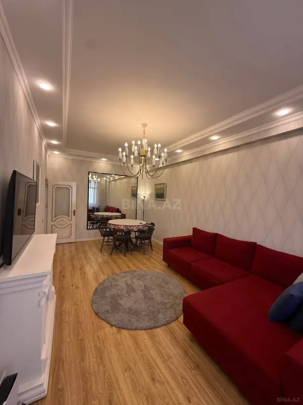 Satılır 2 otaqlı mənzil 95 m²