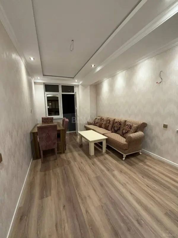 Satılır 3 otaqlı mənzil 70 m²