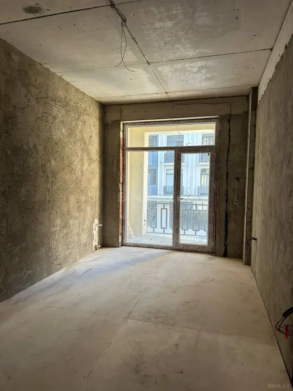 Satılır 2 otaqlı mənzil 78 m²
