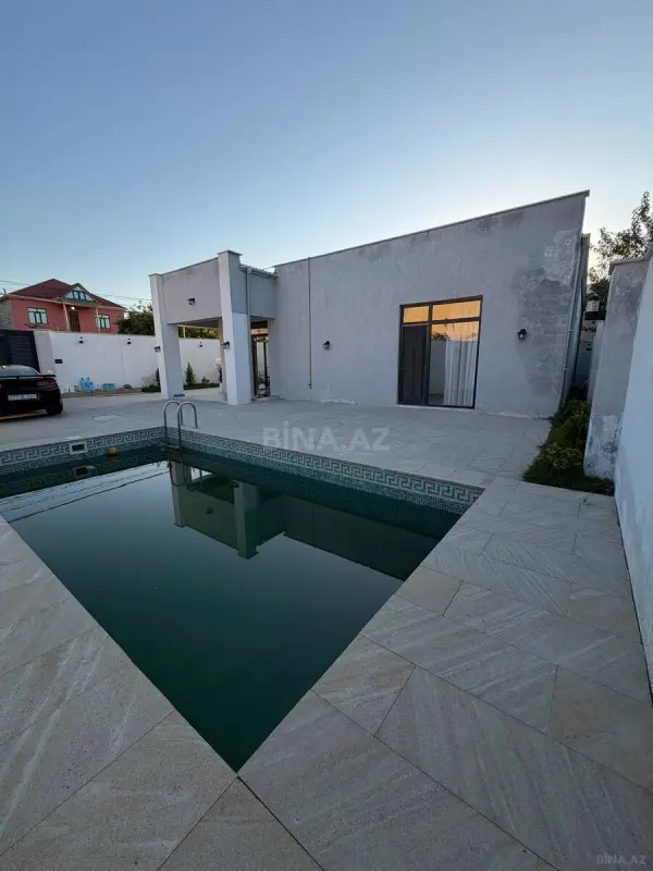 Satılır 5 otaqlı həyət evi 148 m²