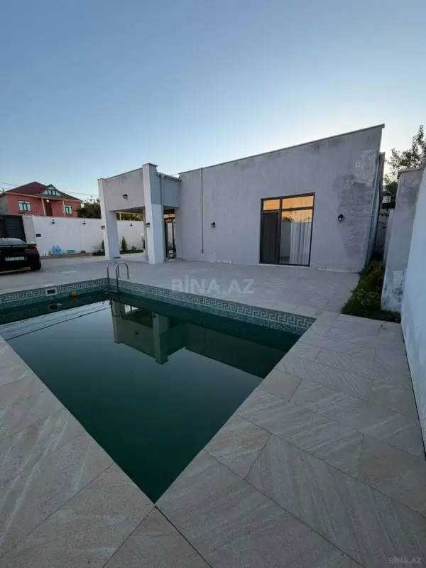 Satılır 5 otaqlı həyət evi 148 m²