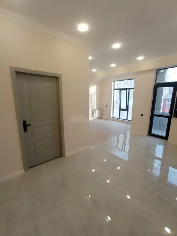 Kirayə verilir 2 otaqlı mənzil 56 m²