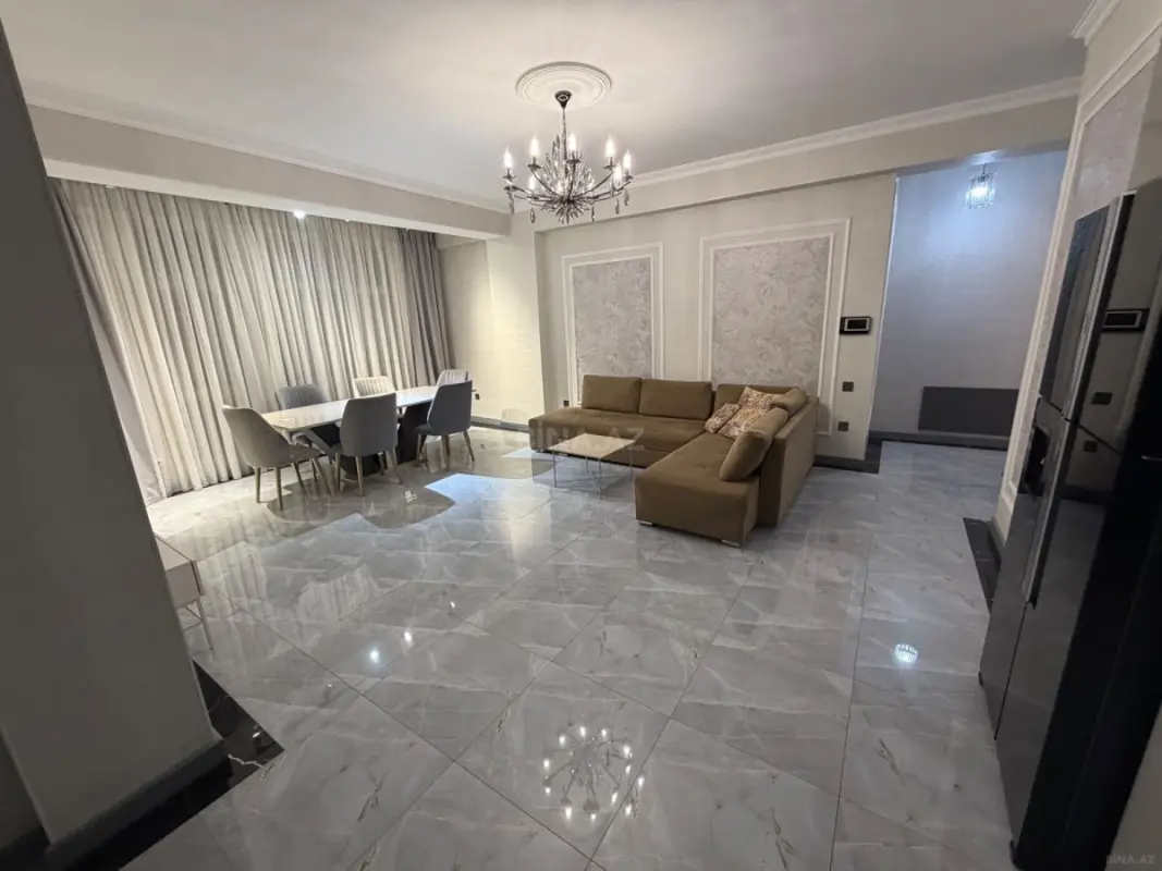 Kirayə verilir 3 otaqlı mənzil 110 m²