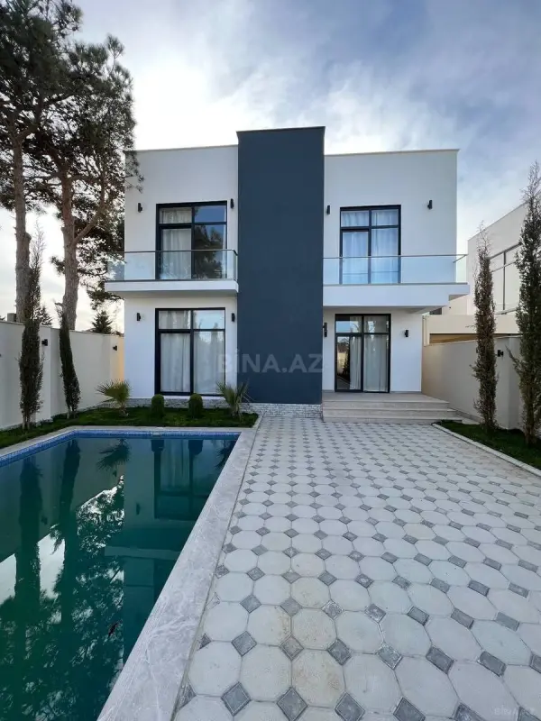 Satılır 4 otaqlı həyət evi 200 m²