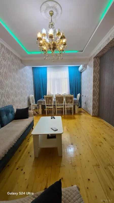 Satılır 2 otaqlı mənzil 74 m²