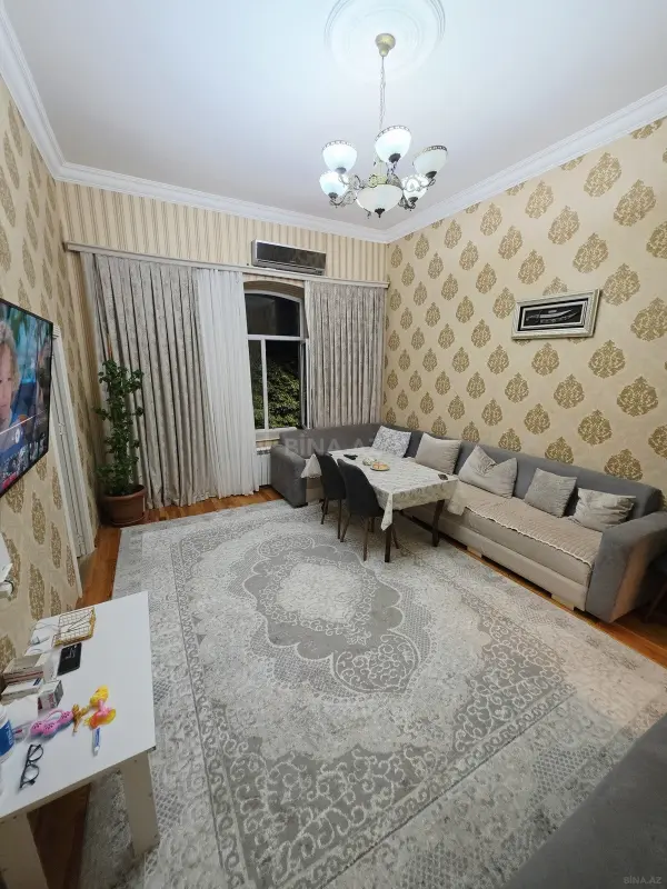 Satılır 3 otaqlı mənzil 75 m²