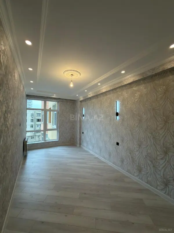 Satılır 3 otaqlı mənzil 110 m²