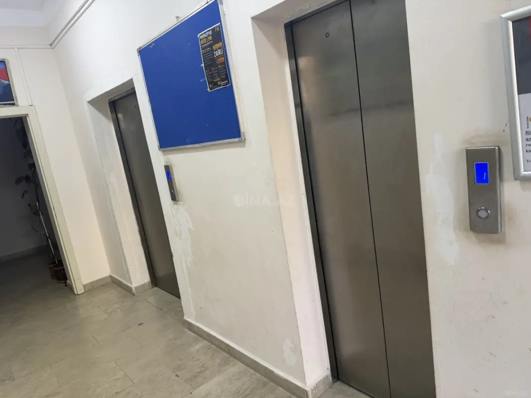 Satılır 2 otaqlı mənzil 67 m²