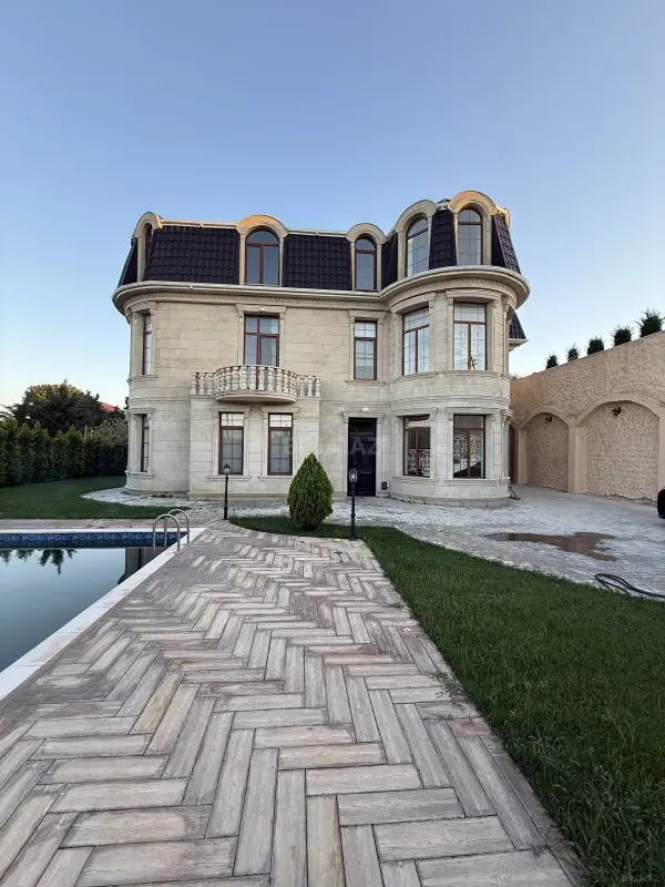 Satılır 6 otaqlı həyət evi 420 m²