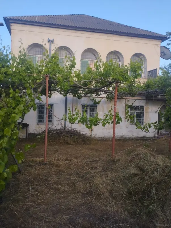 Satılır 4 otaqlı həyət evi 87 m²
