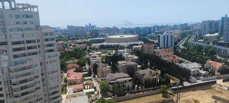 Satılır 4 otaqlı mənzil 156 m² — Bakı 4 otaq 156.00 m²