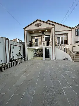 Satılır 7 otaqlı həyət evi 220 m² — Bakı, Hövsan 7 otaq 220.00 m²