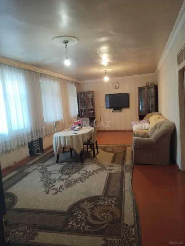Satılır 5 otaqlı həyət evi 120 m²