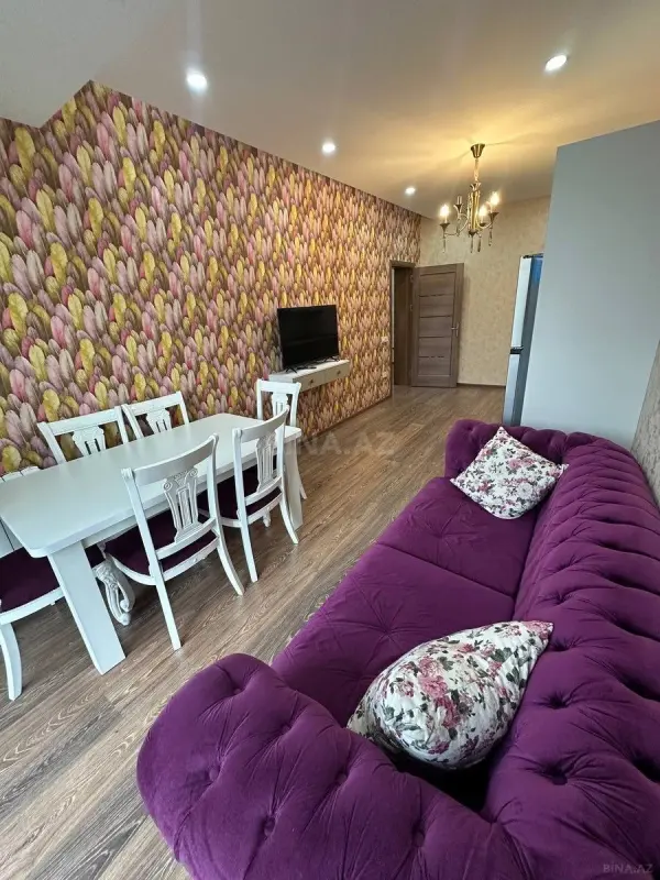 Kirayə verilir 2 otaqlı mənzil 53 m²