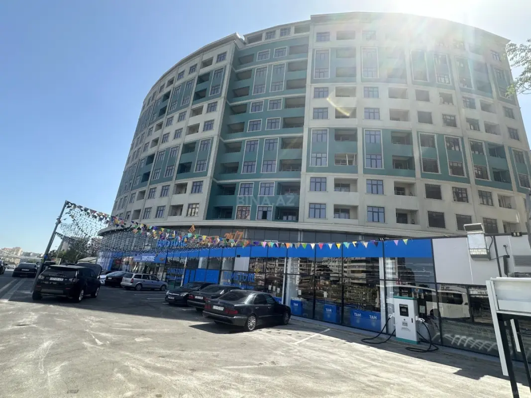 Satılır 2 otaqlı mənzil 82 m²