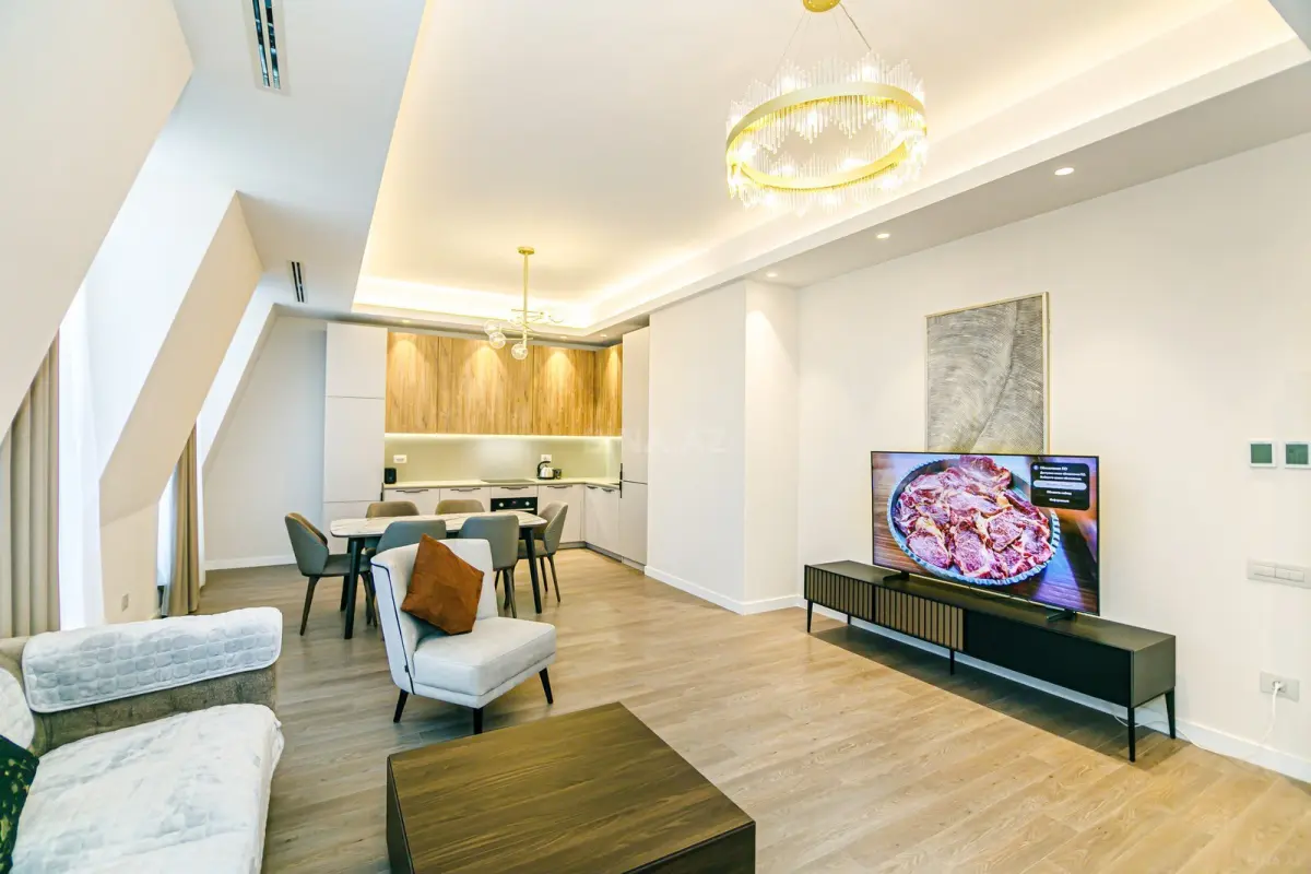 Kirayə verilir 3 otaqlı mənzil 120 m²