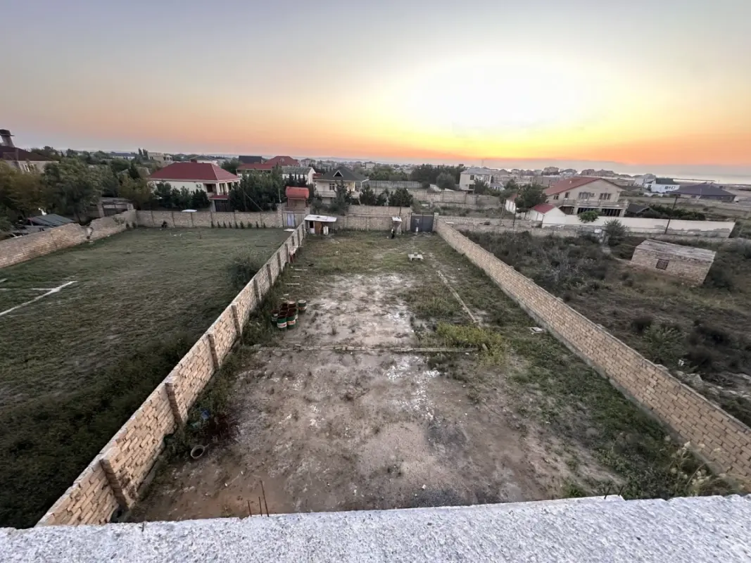 Satılır torpaq sahəsi 12 m²