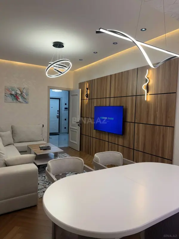 Satılır 2 otaqlı mənzil 62 m²