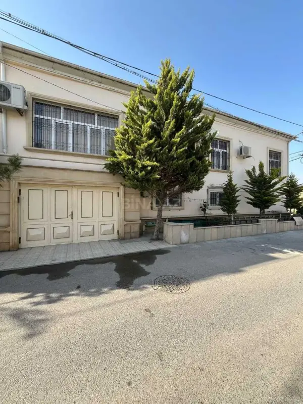 Satılır obyekt 200 m²
