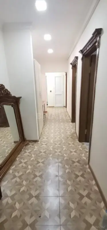 Satılır 4 otaqlı mənzil 85 m²