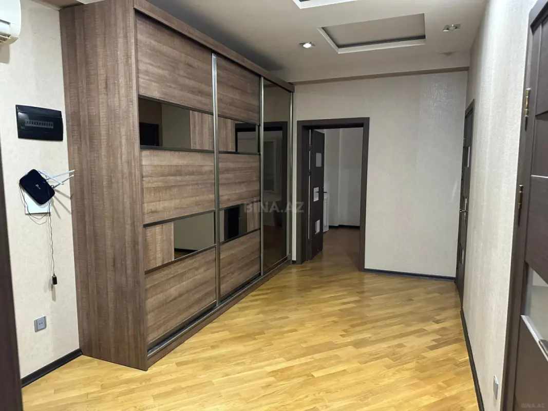 Satılır 3 otaqlı mənzil 90 m²