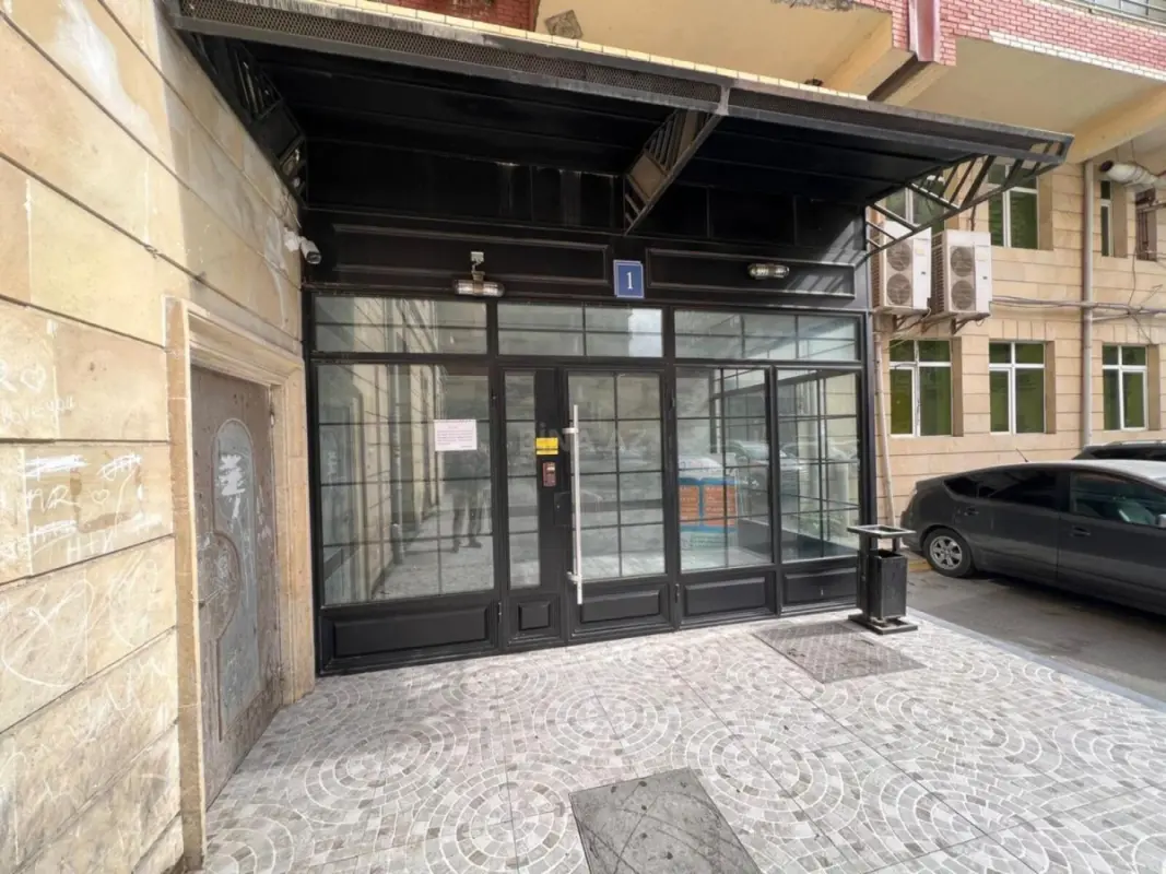 Kirayə verilir 2 otaqlı mənzil 80 m²