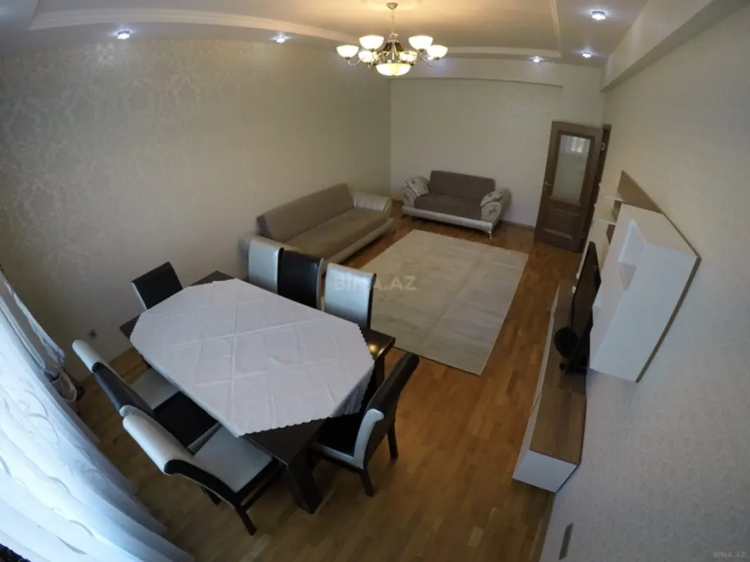 Kirayə verilir 2 otaqlı mənzil 75 m²