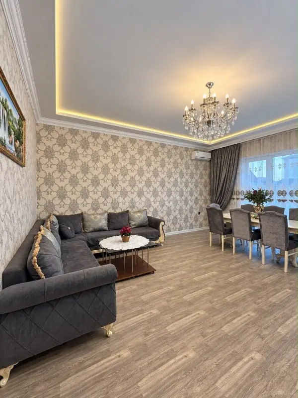 Satılır 4 otaqlı həyət evi 140 m²