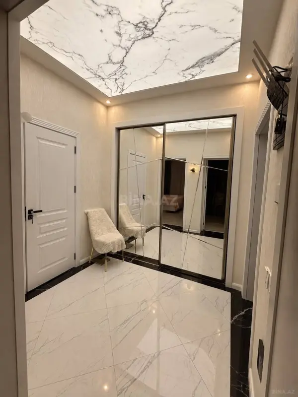 Kirayə verilir 2 otaqlı mənzil 55 m²